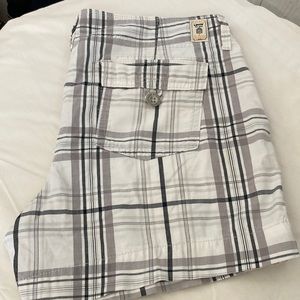 Levi’s Size 10 Crafted With Pride Plaid Cotton Shorts Gray & White